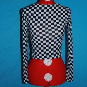 Checkered Long sleeve Crop Top
